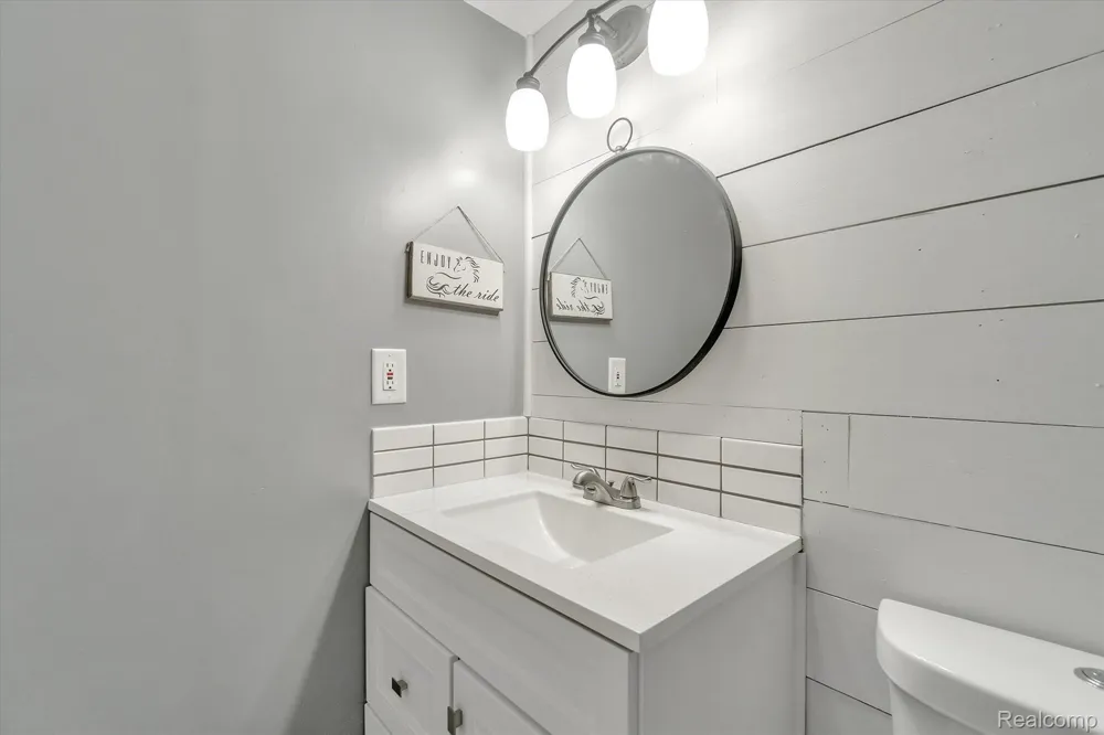 1116 LAKEVIEW CIRCLE Mundy Township, MI 48439