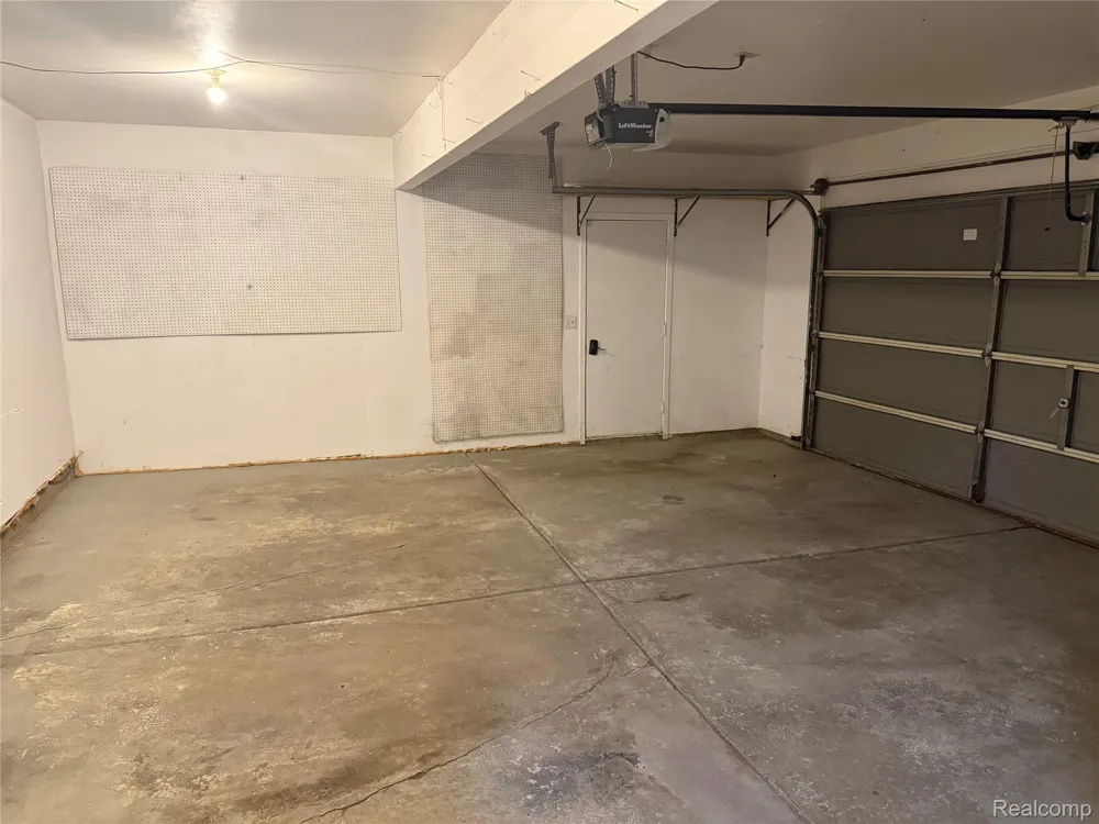 1116 LAKEVIEW CIRCLE Mundy Township, MI 48439