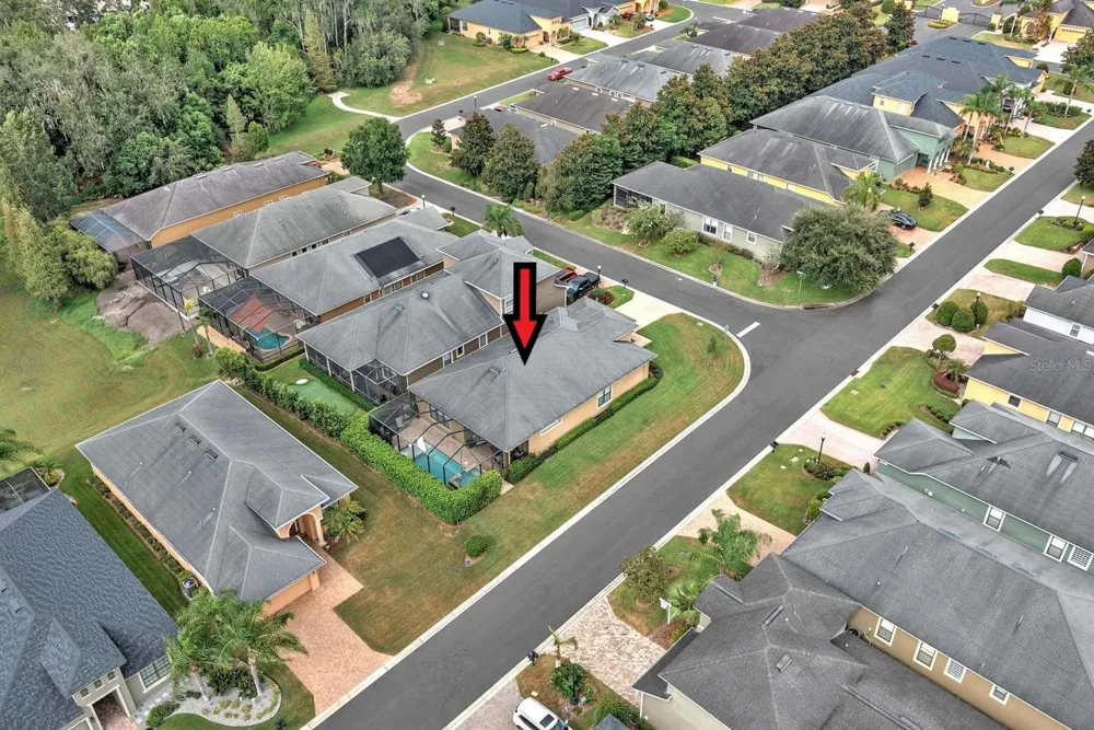 904 CHRISTINA CHASE LANE Lakeland, FL 33813