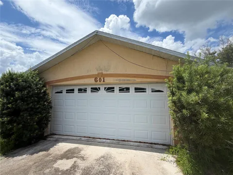 601 WIGGINS COURT