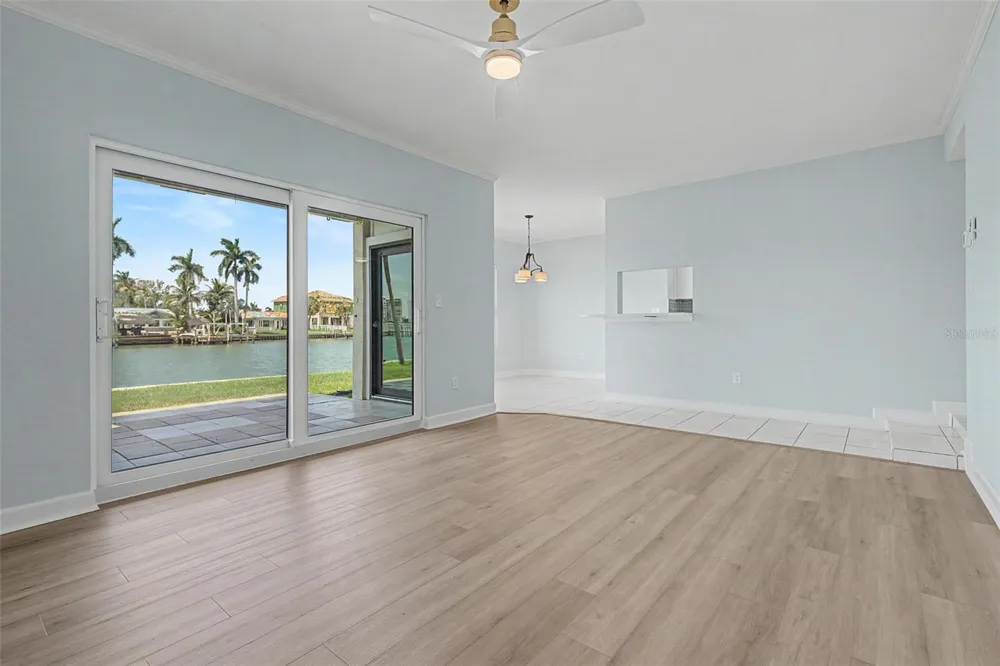 519 PLAZA SEVILLE COURT #39 Treasure Island, FL 33706