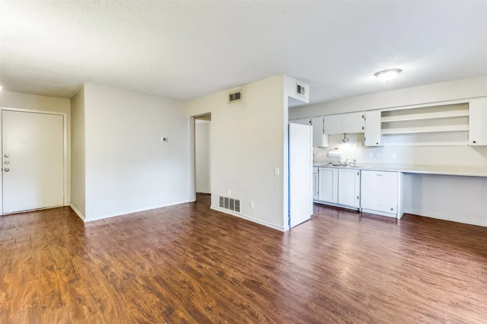 620 S 1st Street #103 Austin, TX 78704