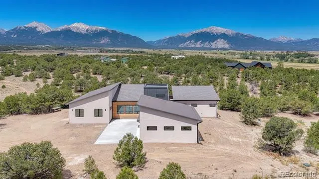 10339 Outpost Lane Nathrop, CO 81236