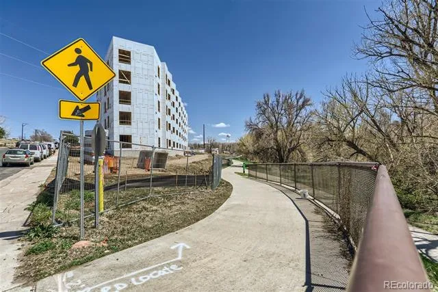 390 W Lehow Avenue Littleton, CO 80120