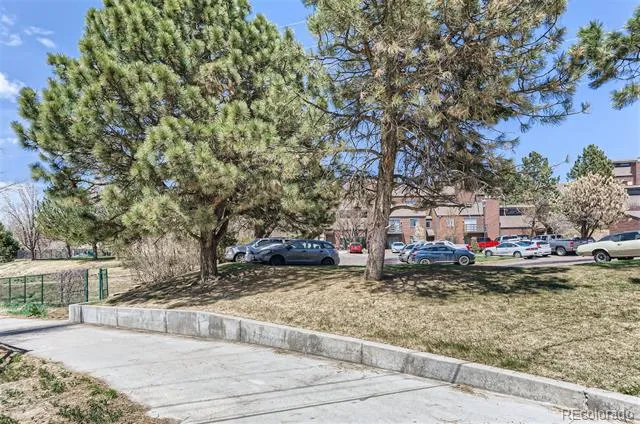 390 W Lehow Avenue Littleton, CO 80120