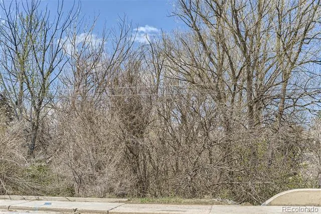 390 W Lehow Avenue Littleton, CO 80120