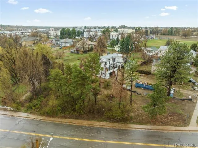390 W Lehow Avenue Littleton, CO 80120