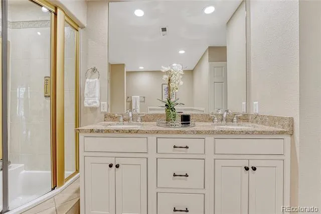 2 Garfield Street #B Denver, CO 80206