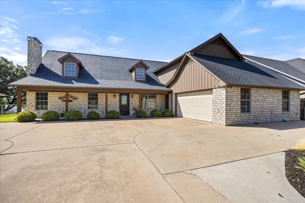 109 Casas Del Sur Street Granbury, TX 76049