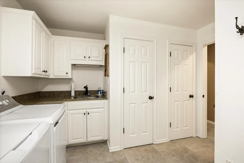 109 Casas Del Sur Street Granbury, TX 76049