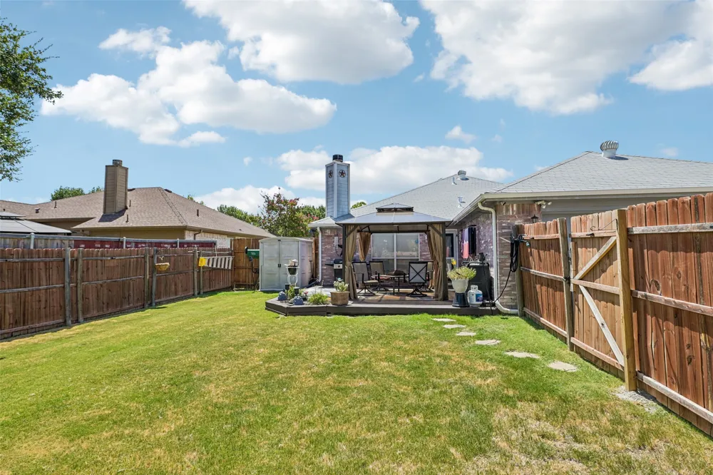 3209 Welch Lane Sachse, TX 75048