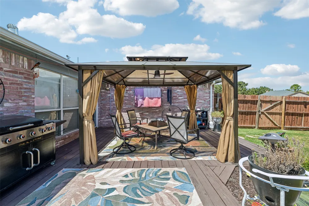 3209 Welch Lane Sachse, TX 75048