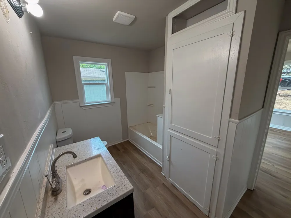 1527 W Gandy Street Denison, TX 75020