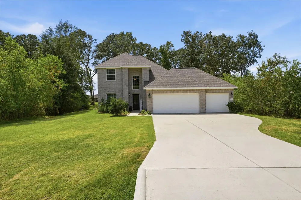 163 Road 6615 Dayton, TX 77535