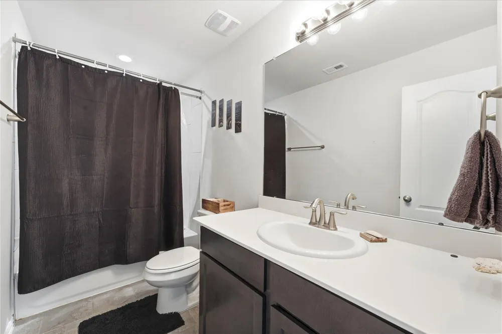 163 Road 6615 Dayton, TX 77535