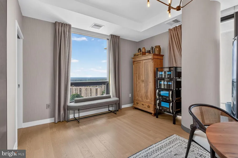 1650 SILVER HILL DRIVE #1607 Mclean, VA 22102