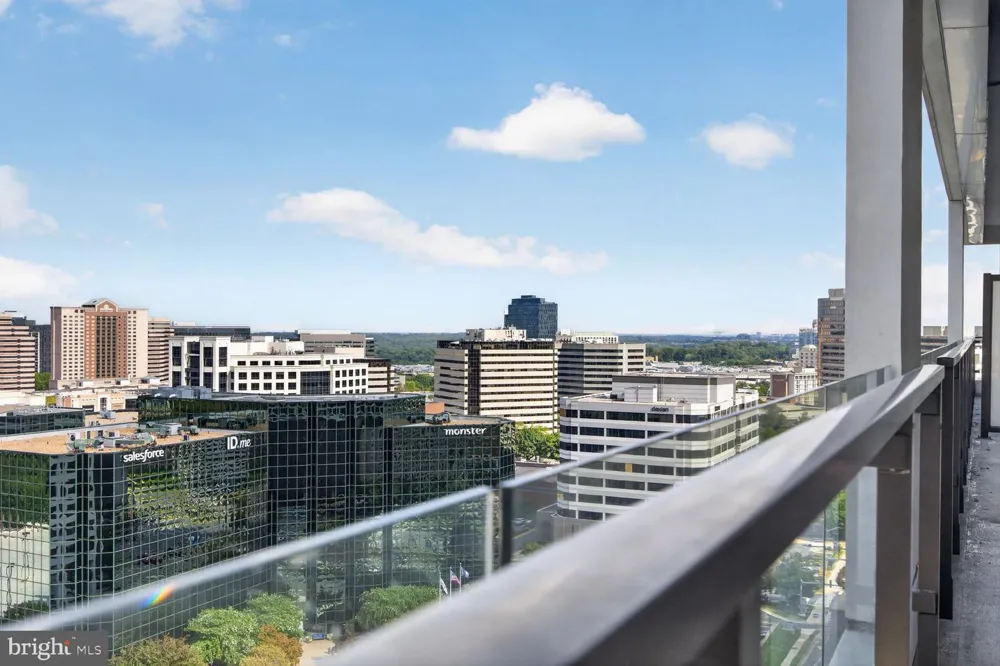 1650 SILVER HILL DRIVE #1607 Mclean, VA 22102