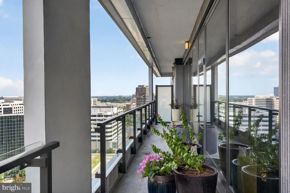 1650 SILVER HILL DRIVE #1607 Mclean, VA 22102