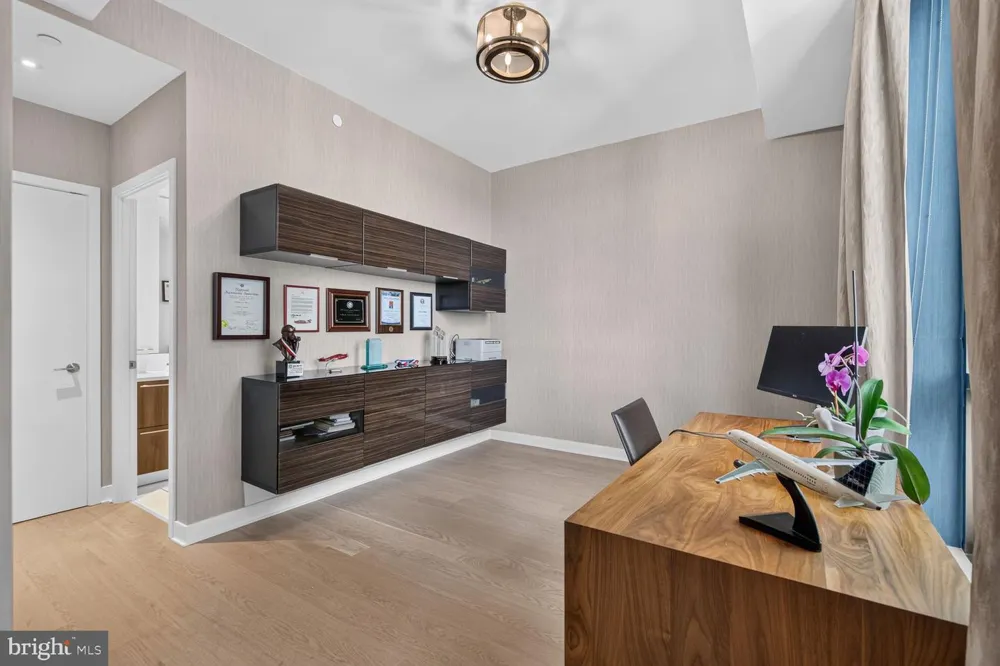 1650 SILVER HILL DRIVE #1607 Mclean, VA 22102