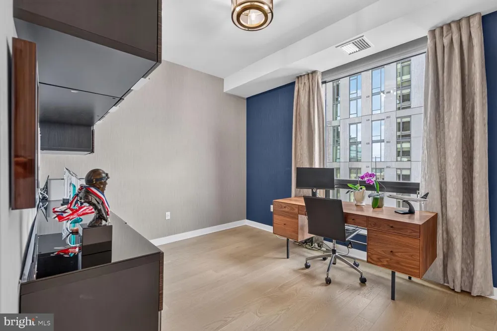 1650 SILVER HILL DRIVE #1607 Mclean, VA 22102