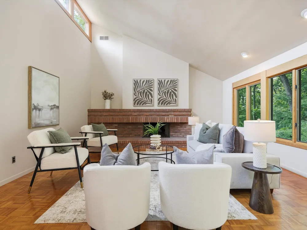 17 Regent Drive Ann Arbor, MI 48104