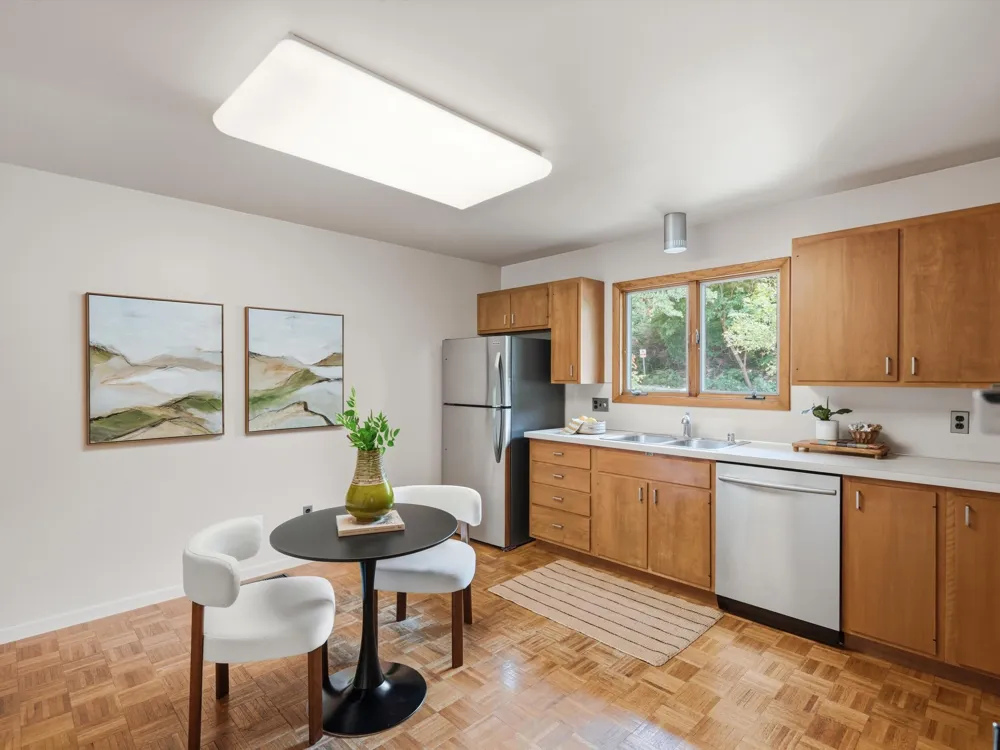 17 Regent Drive Ann Arbor, MI 48104