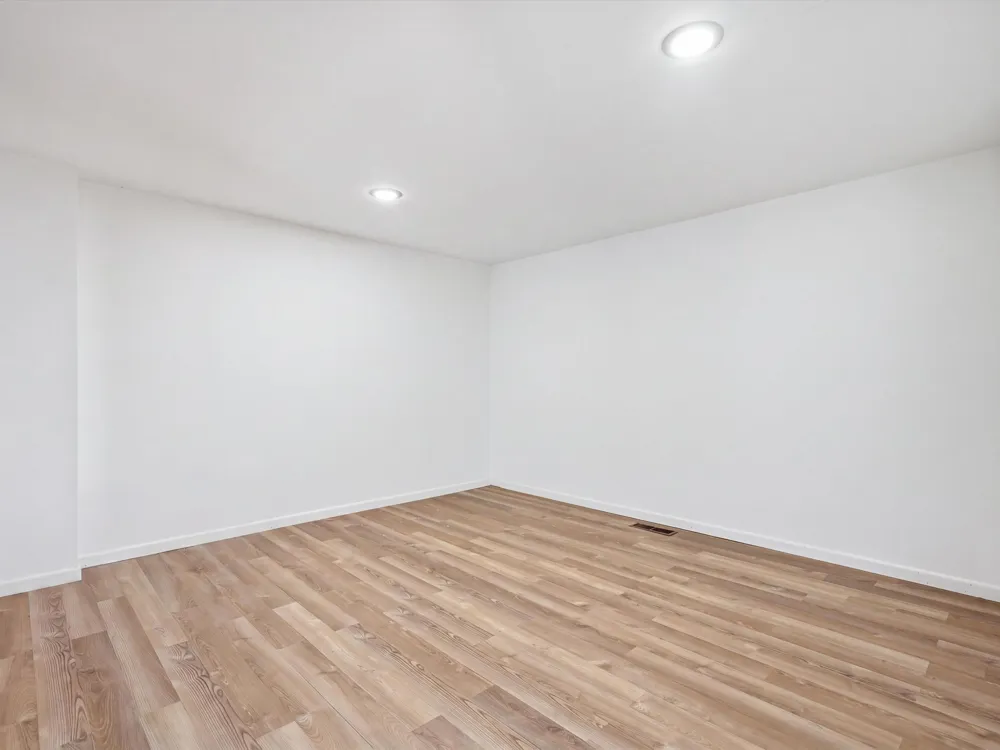 17 Regent Drive Ann Arbor, MI 48104