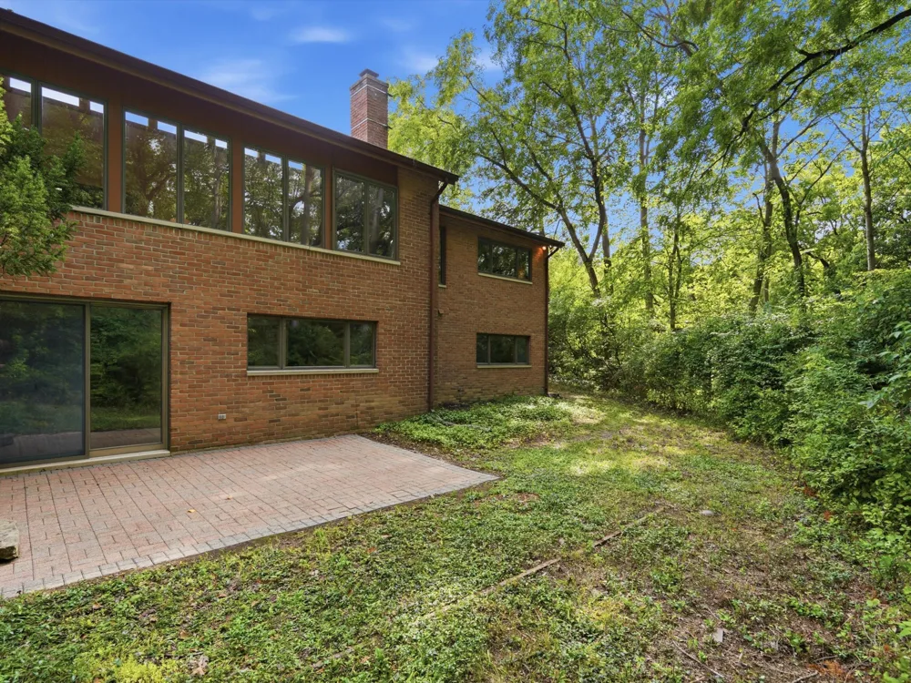17 Regent Drive Ann Arbor, MI 48104