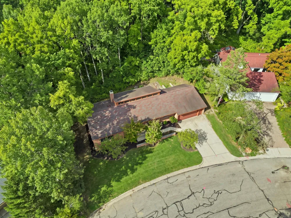 17 Regent Drive Ann Arbor, MI 48104