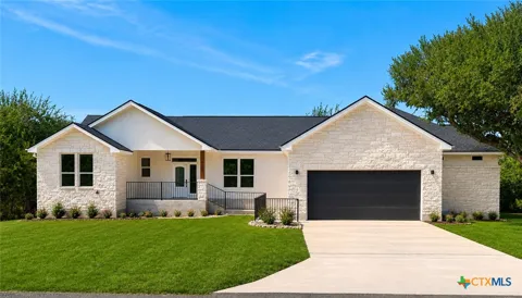7022 Circle Oak Drive