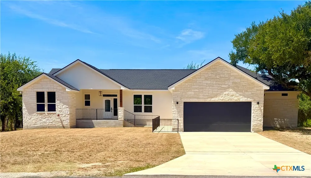 7022 Circle Oak Drive Bulverde, TX 78163