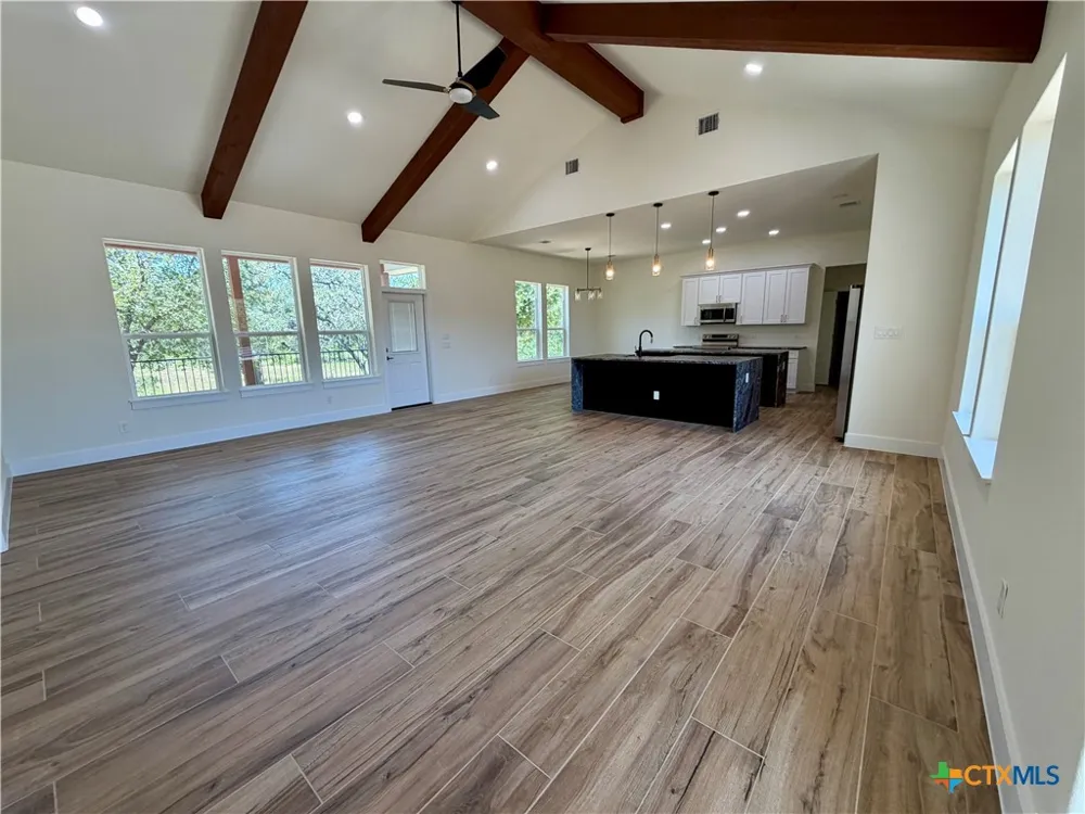 7022 Circle Oak Drive Bulverde, TX 78163