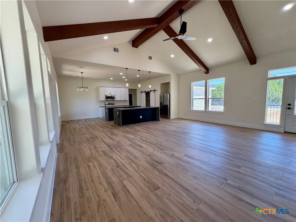 7022 Circle Oak Drive Bulverde, TX 78163