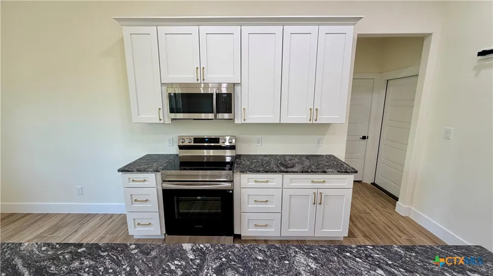 7022 Circle Oak Drive Bulverde, TX 78163
