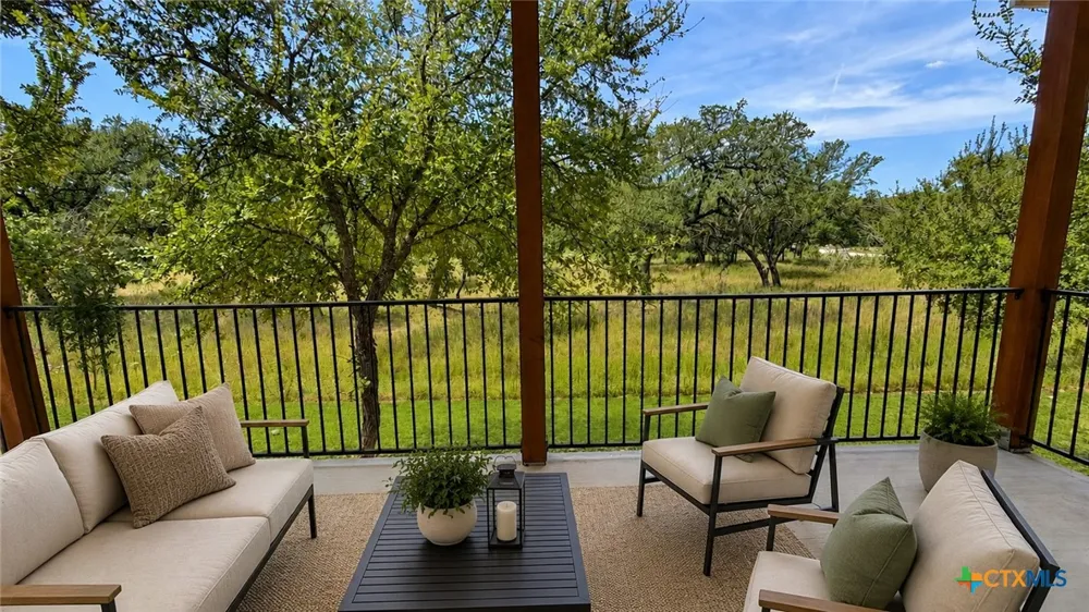 7022 Circle Oak Drive Bulverde, TX 78163