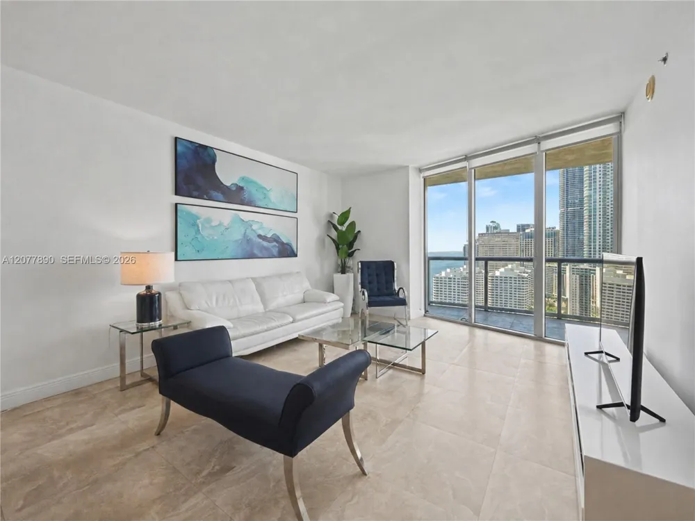 495 Brickell Ave #2707 Miami, FL 33131