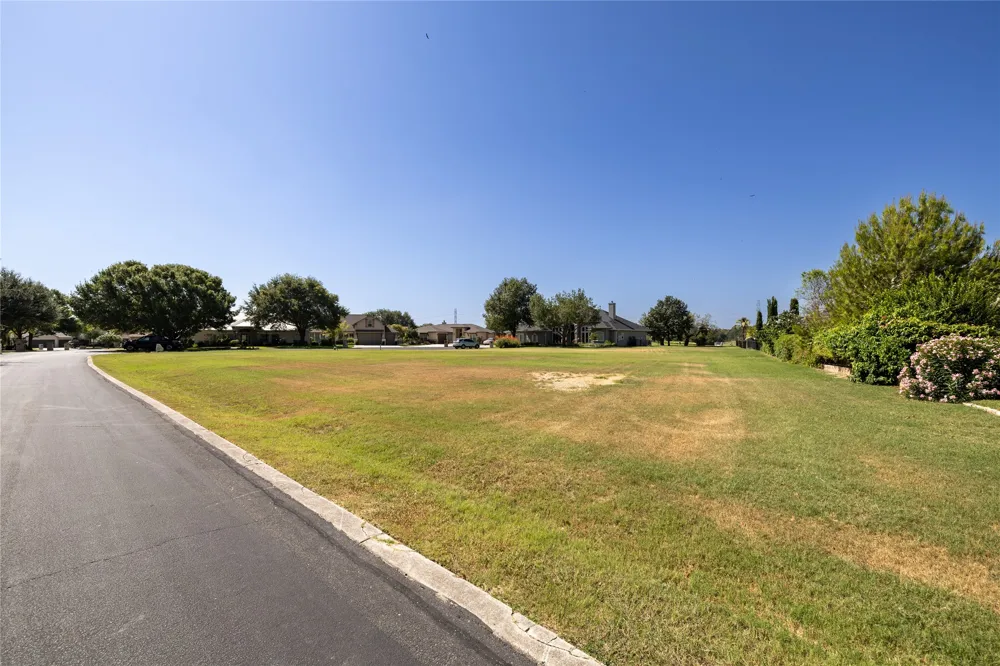 103 Perry Maxwell. Court New Braunfels, TX 78130