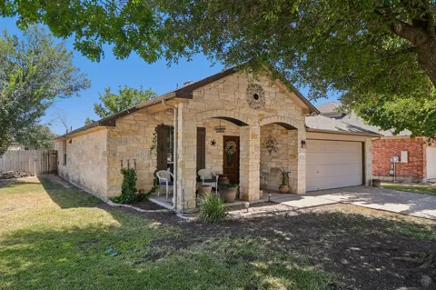 302 Lone Star Boulevard