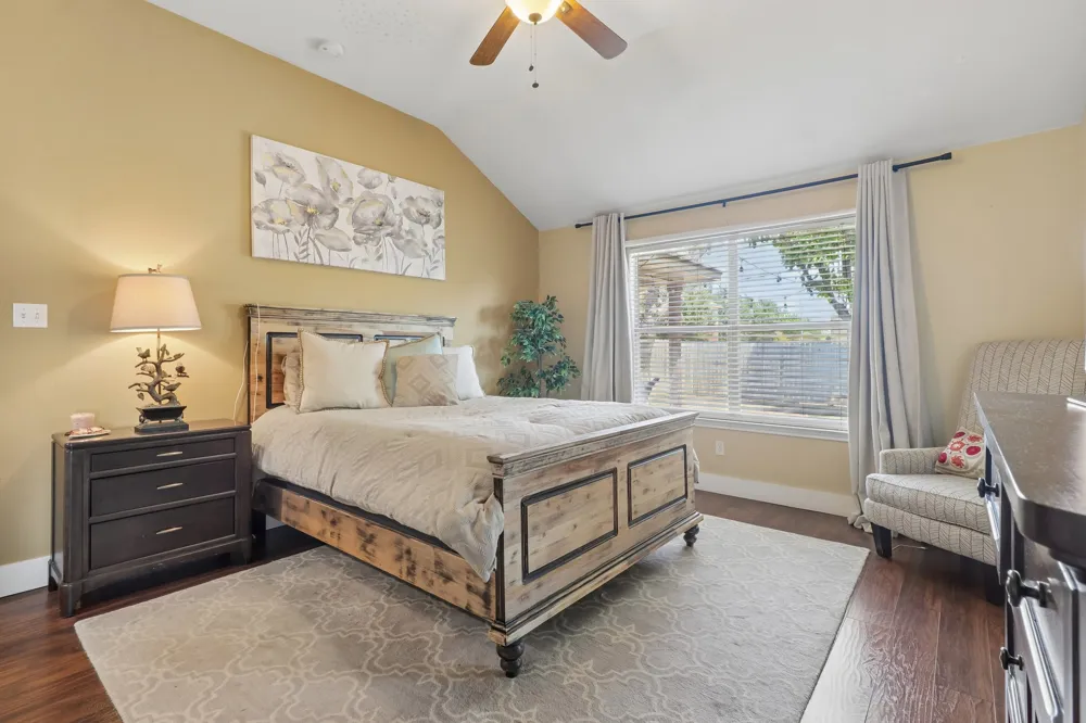 302 Lone Star Boulevard Hutto, TX 78634