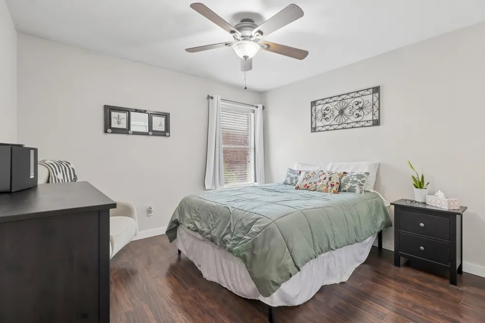 302 Lone Star Boulevard Hutto, TX 78634