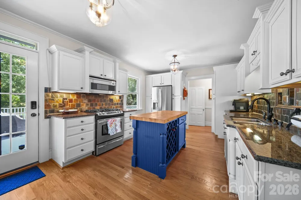 424 S York Street Gastonia, NC 28052