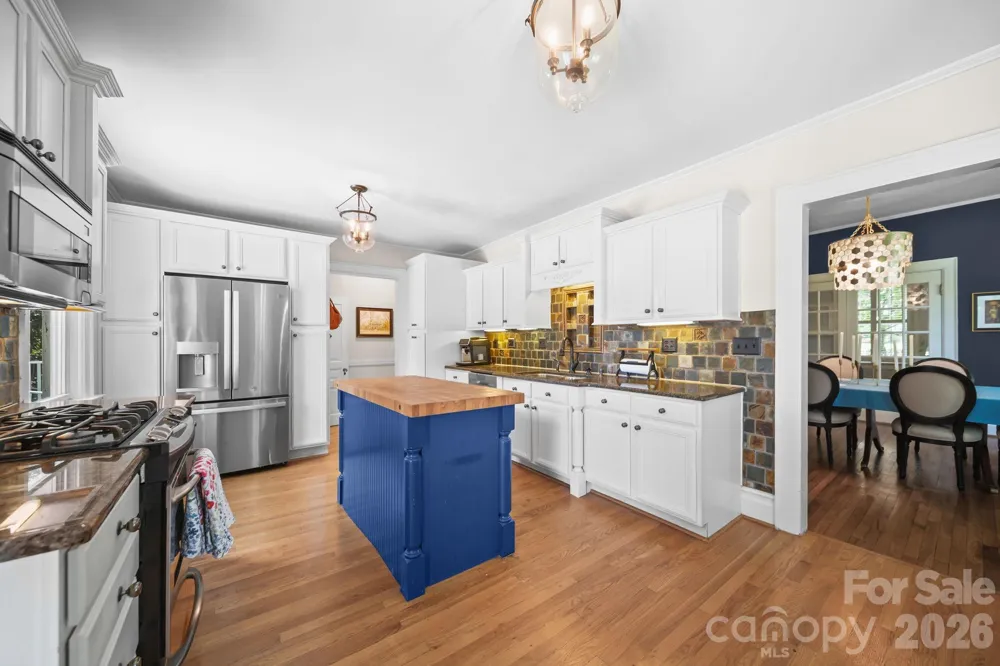 424 S York Street Gastonia, NC 28052