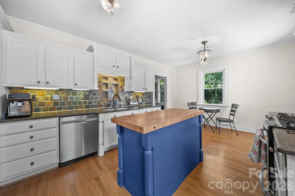 424 S York Street Gastonia, NC 28052