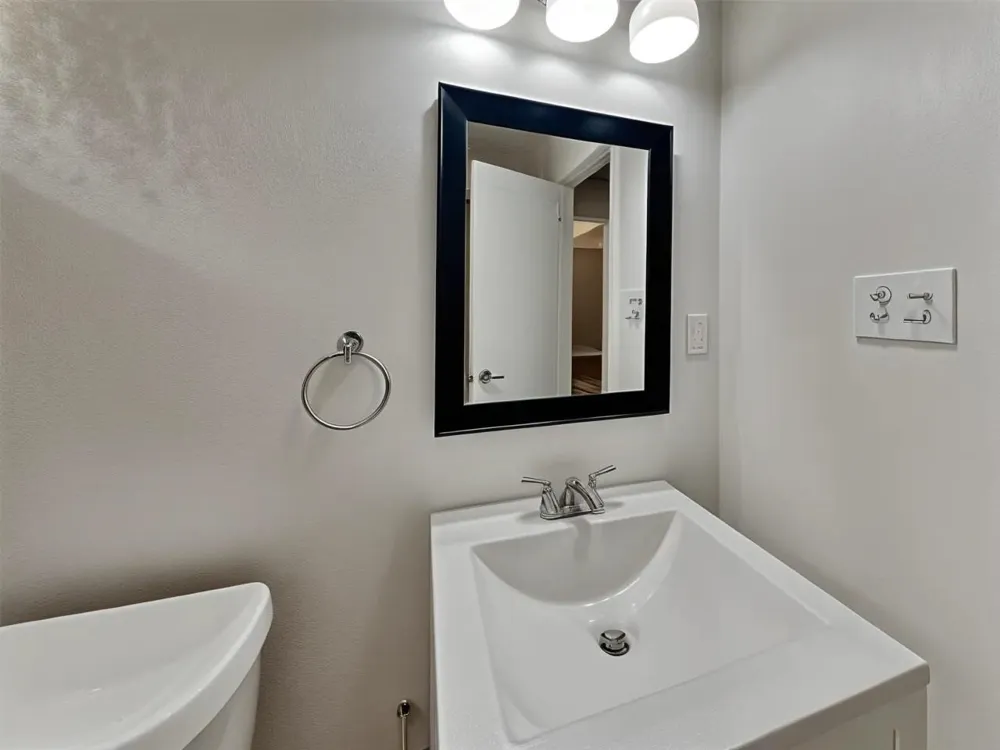 14036 Stardust Lane Farmers Branch, TX 75234