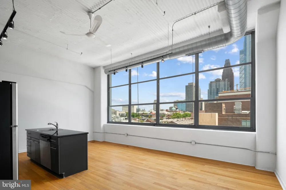 2200 ARCH STREET #505 Philadelphia, PA 19103