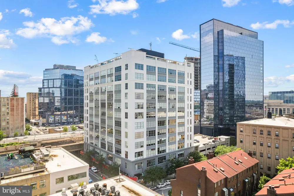 2200 ARCH STREET #505 Philadelphia, PA 19103