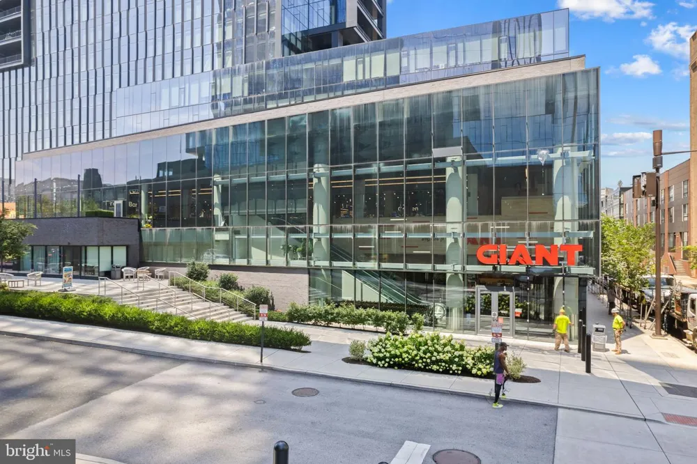 2200 ARCH STREET #505 Philadelphia, PA 19103