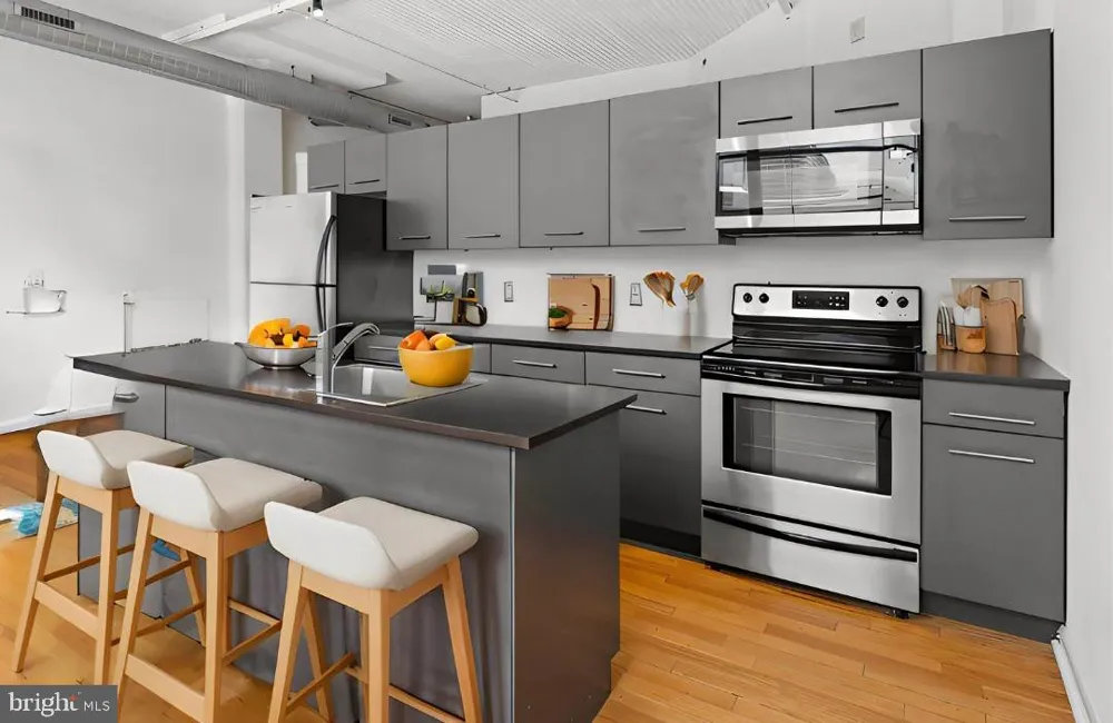 2200 ARCH STREET #505 Philadelphia, PA 19103