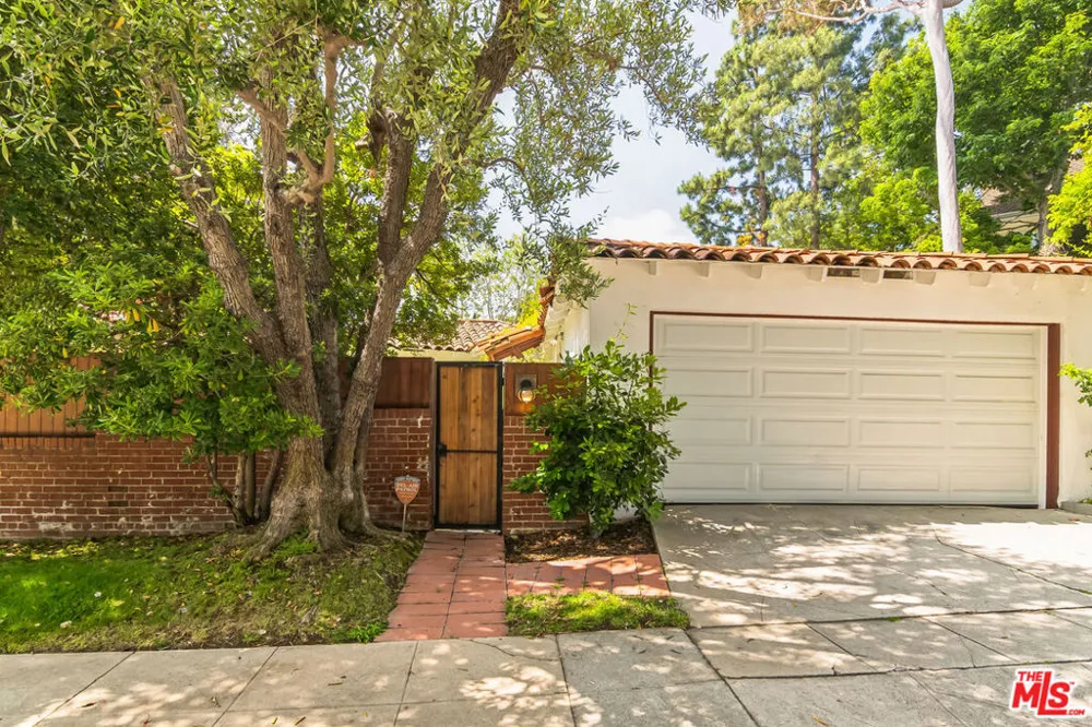 451 Veteran Avenue Los Angeles, CA 90024