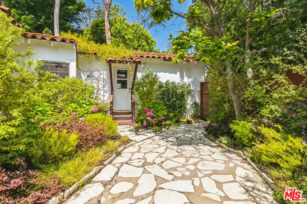 451 Veteran Avenue Los Angeles, CA 90024